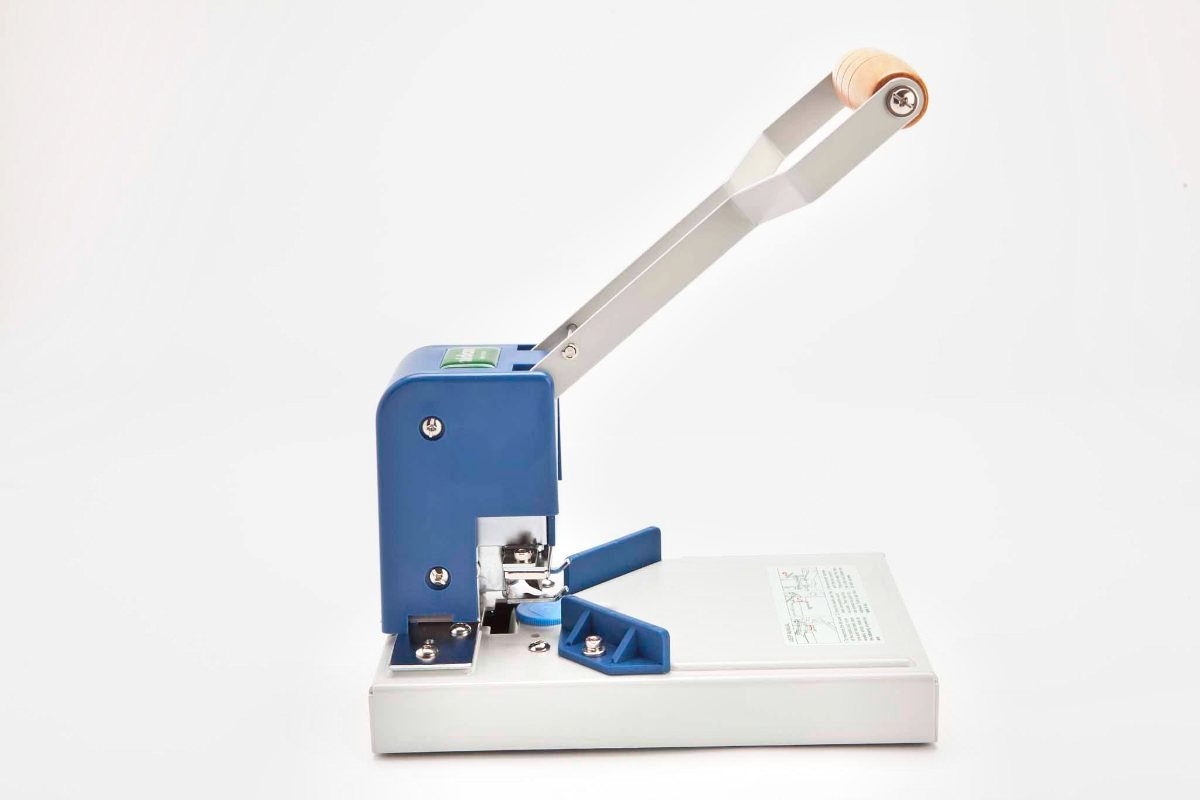 Side view, lever raised